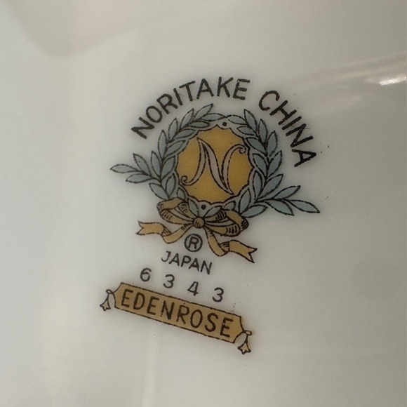 Noritake Edenrose 4 Coupe Soup/Cereal Bowls Gray/Pink/White Roses VTG - Picture 3 of 10